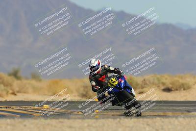 media/Mar-22-2025-CVMA (Sat) [[462c0ffedb]]/Race 13-Amateur Supersport Middleweight/